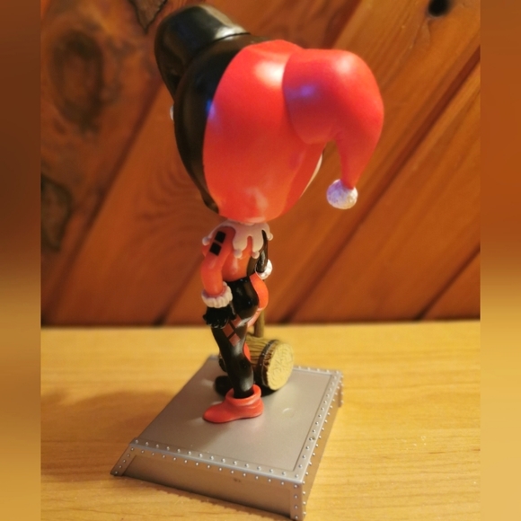 Bobble Head Harley Quinn - Picture 5 of 5